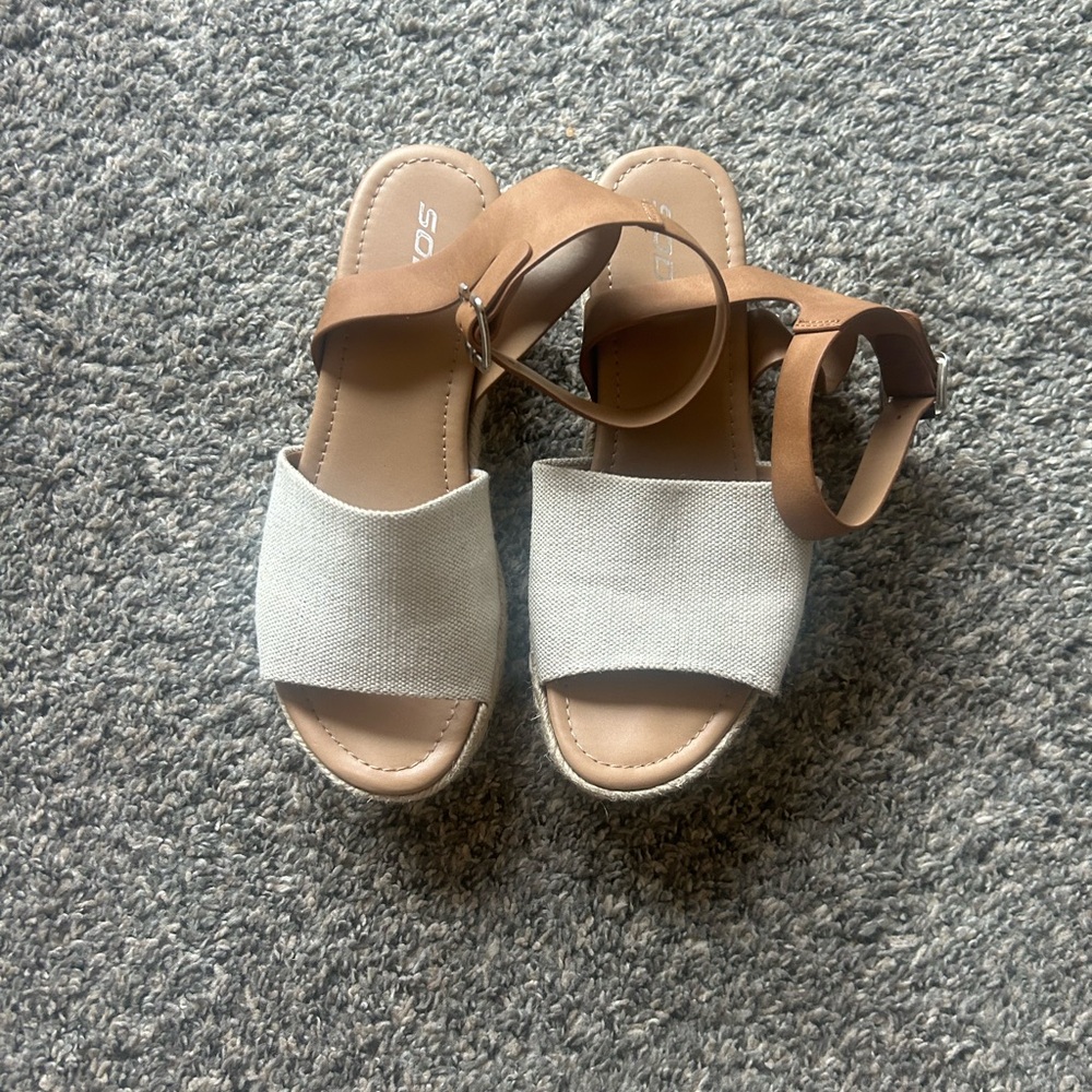 Soda Brown and Cream Sandals